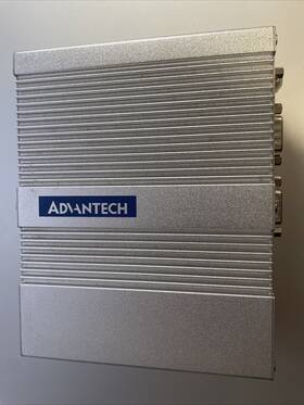 Ark-1360f-s6a1e Advantech / Ark1360 Atom Z530 Industrial Pc