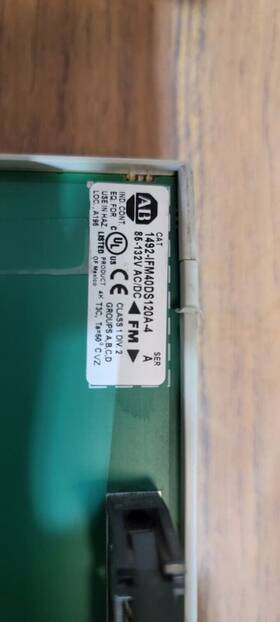 1492-ifm40ds120a-4 Allen-bradley