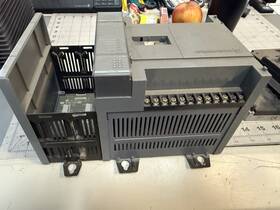 1747-l20f Allen Bradley 1747l20f /b Slc 500 Processor Module 10-30vdc 20 I/o