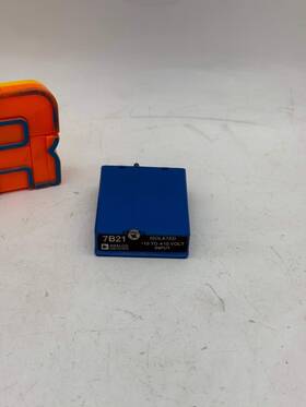 7b21 Analog Devices Isolated Bipolar Voltage Input Module -/ 10v Lot Of