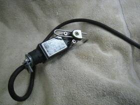 Aap2t71z11 Automation Direct Limit Switch Pulled In Working Order 400vac 1.8a
