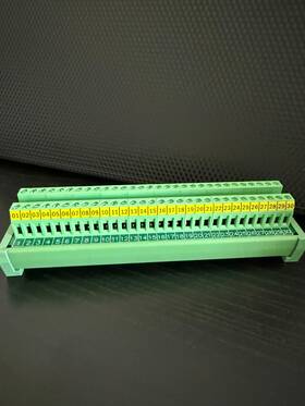D-1127 Czh-labs Din Rail Mount 30 Position Screw Terminal Block