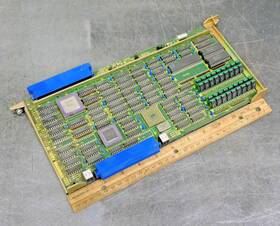 A16b-1211-0041 Fanuc A16b-1211-0041/06a Robot Circuit Board Mb670121