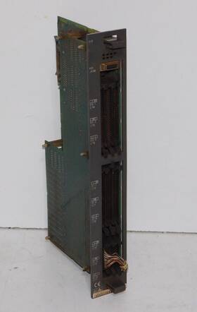 A16b-2202-0720 Fanuc A16b-2202-0720/04b Servo Amp Input Output Module Circuit Board Card Unit