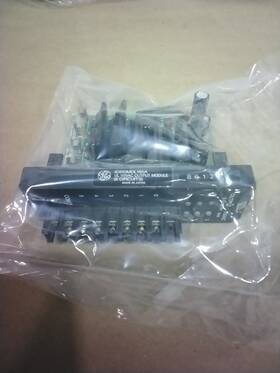 Ic610mdl185a Ge Fanuc # 115 Vac Output Module 6 Circuits