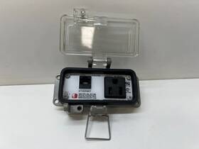 P-r2-f3r0 Graceport Good Used Interface 5a 120vac Ethernet Connector