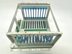 Um135 Nachi 10-slot Rack / Chassis