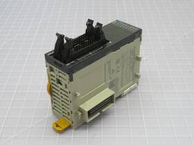 Cj1w-md233 Omron I/o Unit Digital T225024