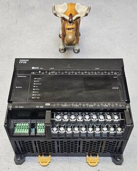 Omron Cp2e-s30dt-d Programmable Logic Controller Cp2e 24vdc 20w