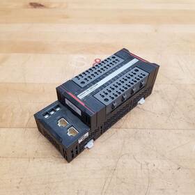 Gi-sid1224 Omron Safety I/o Terminal - Used