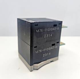 M7e-01dgn2-b Omron Plc Module Terminal Block Card Used