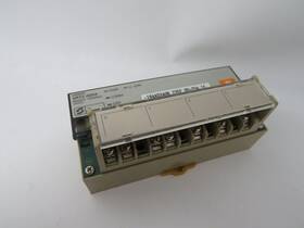Srt2-ad04 Omron Analog Input Terminal 24vdc 0.1a Used