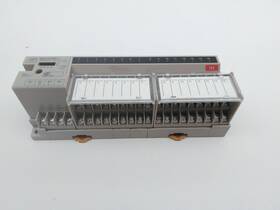 Srt2-id16t-1 Omron Remote I/o Terminal 16 Point Pnp 3-tier Block 24vdc