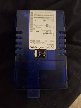 Pcd3.e160 Saia-burgess A1 16 Inputs 24vdc 4171289 Used Working