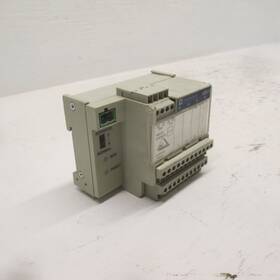 Abe8-s40sb00 Schneider Electric Telemecanique I/o Sub Base Module 4 Inputs 24vdc Abe 8