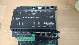 Tbup575-ua56-ab10s Schneider Electric Tbup535-ea56-ab00s Scadapack 575 For Parts Damaged