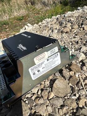 Tbup334-1a20-ab10 Schneider Scadapack 334 With Scada Vision 60