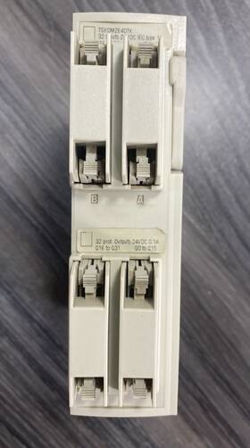 Tsxdmz64dtk Schneider Tsx Micro 32 Input/output 24v Discrete Solid State Module