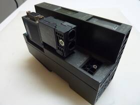 151-1aa02-0ab0 Siemens 151-1aao2-0abo 6es7 Simatic S7 Interface Module 24vdc Im151-1 31469