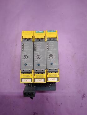 3rm1102-3aa04 Siemens Failsafe Ac Semiconductor Motor Starter Lot Of 3