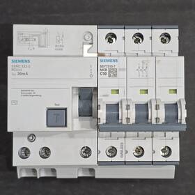 5sm2-333-0 Siemens Rc Module With 5sy7310-7 3-pole Circuit Breaker