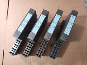 6es7193-4cb30-0aa0 Siemens 6es7132-4bd02-0aa0 Lot Of 4 / Output Module With Base