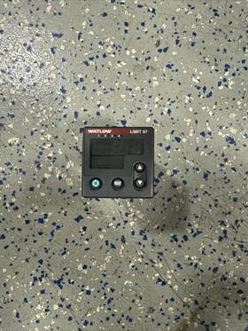 97a0-ddda-00rg Watlow 97ao-dda-00rg Temperature Controller High Voltage 100-240 60hz