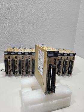 Sgdv-r70a21b Yaskawa Servopack 50w 1 Piece Made In Japan