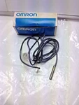 Omron E3HT-DS3E1 Photoelectric Sensor. Fixed Price $115.31.