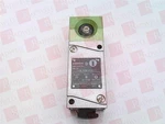 Omron E3N-R5E11 / E3NR5E11 (new In Box). Fixed Price $122.67.