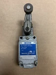 Yamatake Honeywell 1LS-J500 Micro Limit Switch 1LSJ500. Fixed Price $39.90.