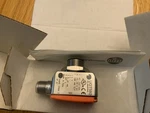UGT580 Ultrasonic Diffuse Reflection 300 Ifm Made In Italy. Fixed Price $100.00.