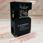 Schmersal Safety Switch AZ16-02ZVRK-M20. Fixed Price $48.00.
