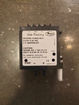 Used Dwyer One-touch Air Differential Pressure Transmitter 616KD-06-V. Fixed Price $39.00.