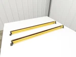 Banner Ez-screen Light Curtain Transmitter Receiver Set 900MM 20 Ft Range. Fixed Price $549.99.