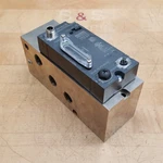 Murr Elektronik 55205 Module For Mac Valves W/ Manifold, Mmm-e DO16. Fixed Price $379.99.
