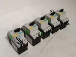 Lot Of 5 Siemens 3RV1021-1AA10, 3RV1021-1KA10, 3RV1021-1HA10 Circuit Breakers. Fixed Price $89.99.