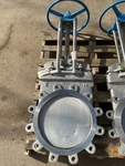 Trueline 14" 150 Knife Gate Valve F8112 316 Stainless Steel. Fixed Price $2600.00.