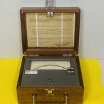 Vtg Alnor Portable Pyrometer Type 4200 Illinois Testing Labs Untested Wood Box. Fixed Price $44.00.