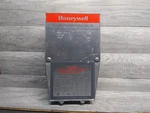 Honeywell V4055A 1064 Fluid Power Actuator. Fixed Price $525.00.