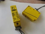 Wholesale Banner Q85VR3D-T9 Sensor Lot Of 2. Fixed Price $150.00.