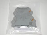 Phoenix Contact 2902043 Mini MCR-2-U-U-PT 3-WAY Signal Conditioner New Surp.... Fixed Price $177.70.