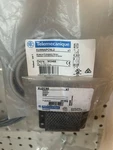 Telemecanique XUM9APCNL2 + XUZC50 Photoelectric Sensor Polarized 5M (kit). Fixed Price $50.81.