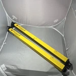 Sti Minisafe-b MS4300B-2 Series MS4324B-2 24" Light Transmitter & Receiver Set. Fixed Price $149.00.