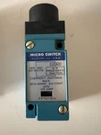 Micro Switch FYTD13C4 Proximity 2.7A Make, 120VAC 50-60HZ.. Fixed Price $135.00.