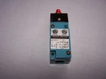 Honeywell SSPB0015V Pressure To Current Sensor & LSZ4001 Micro Switch New. Fixed Price $100.00.