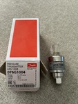 Danfoss Pressure Transmitter 076G1004 / Aks 1008 0-475 Psia 24 Volt. Fixed Price $199.99.