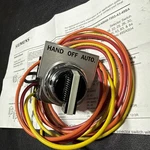 Siemens Hand Auto Off Switch 52SA2CAB 3 Pos. Selector W/ 52BJK (1 Each No, Nc). Fixed Price $42.97.