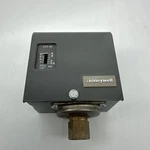 Honeywell PA404A1009 Pressure Controller. Fixed Price $110.00.