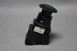 Siemens Illuminated Green Mushroom Head Push Pull Button 52BP2G3A, 52AATG, 52BJK. Fixed Price $99.99.